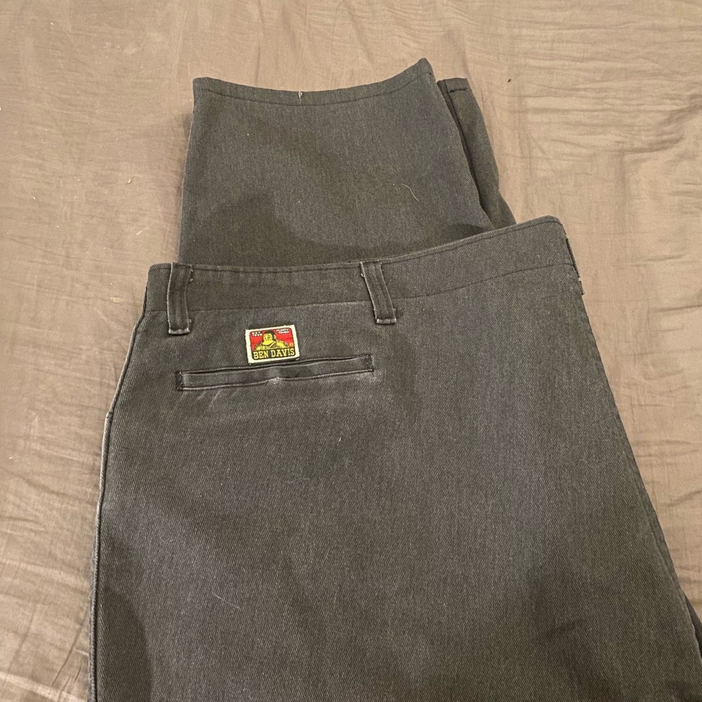 Ben Davis jeans
56x28